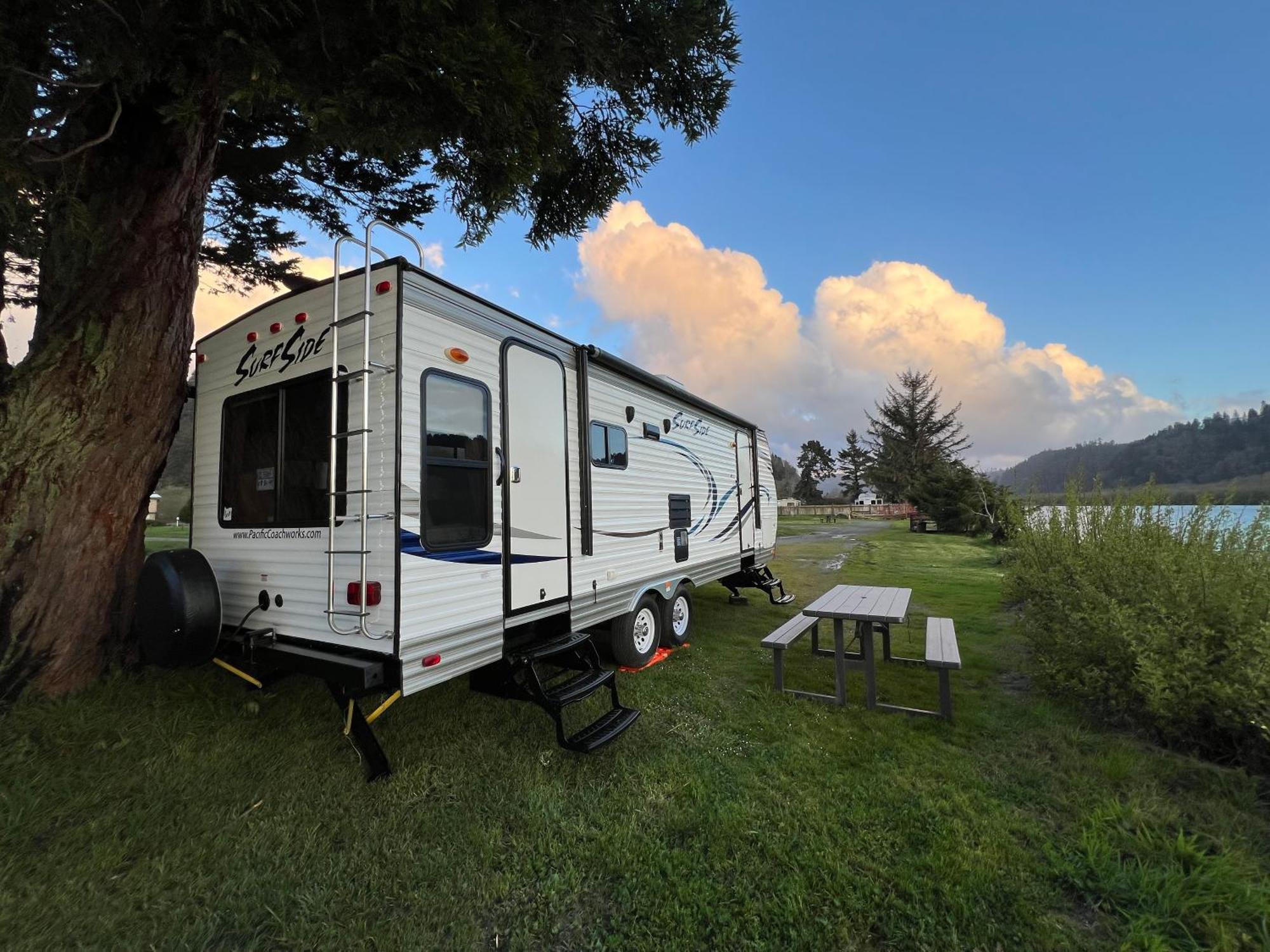 Hotel Surfside Glamping Camper Klamath Exterior foto